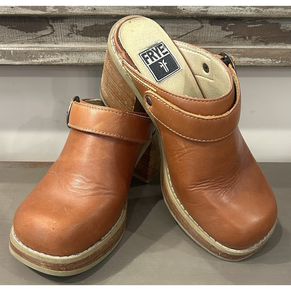 Vtg RARE Frye Dover Harness Slip On Clogs Block‎ Heel Cognac Leather Size 6.5M